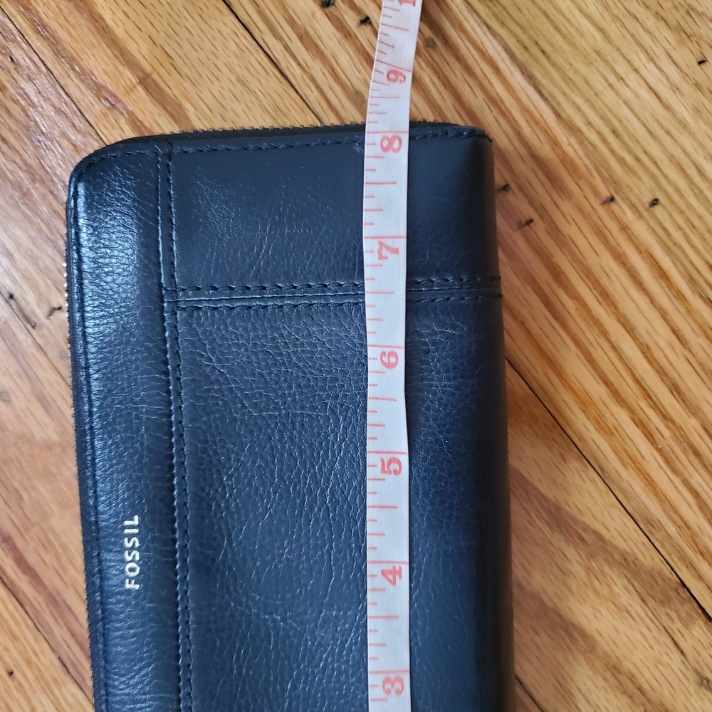 Fossil  Jori Zip Around Midnight Navy Looks Black Leather Wallet Clutch Travel - Picture 13 of 15